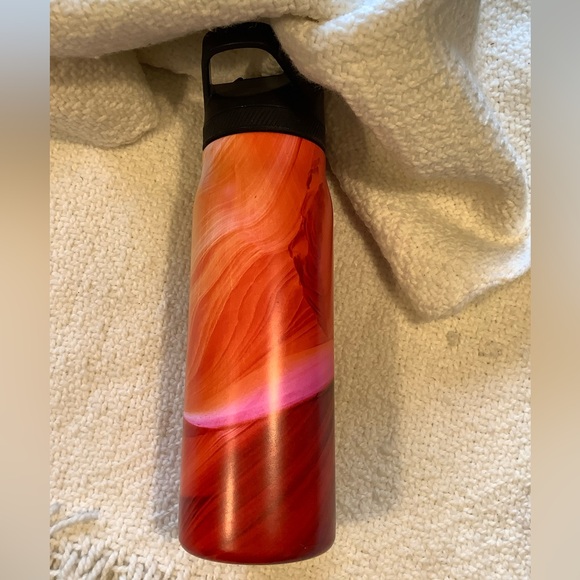 Manna Red Pink Dipped Stainless Water Bottle - Picture 2 of 8